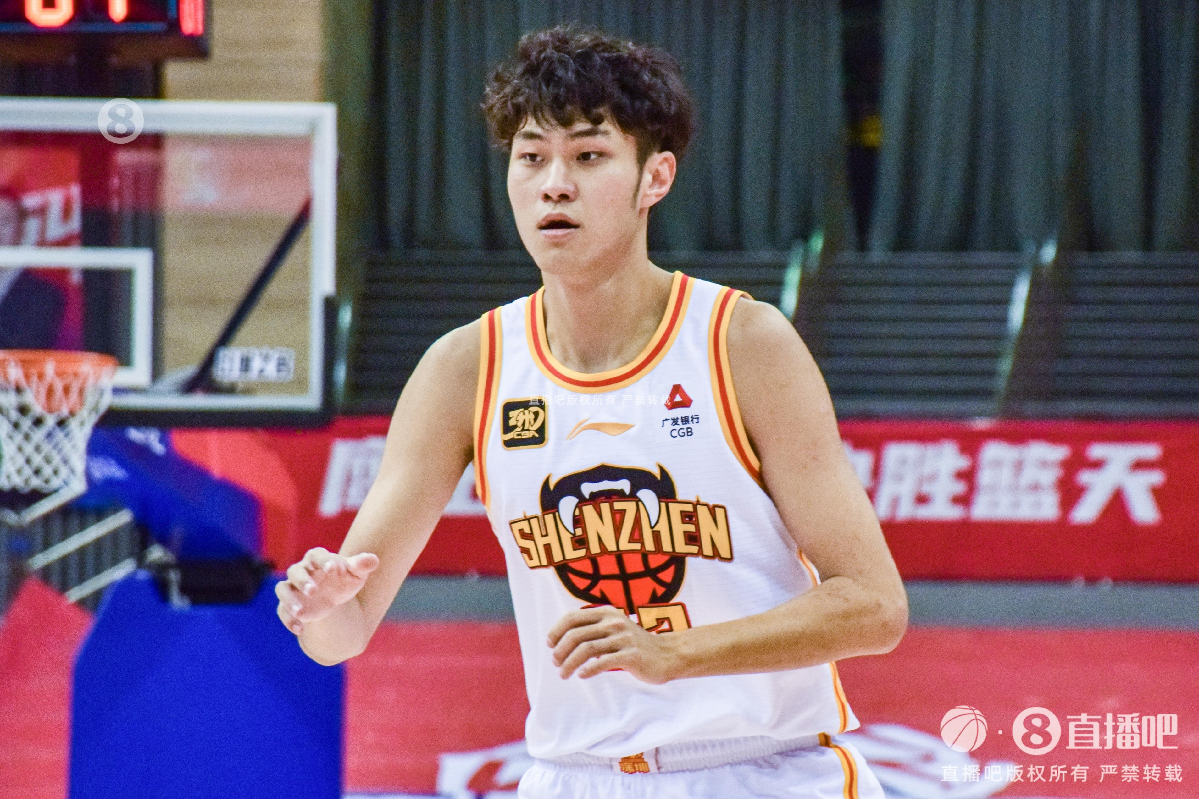 表現(xiàn)出色！王浩然14中7拿到20分3板6助2斷 正負(fù)值+30